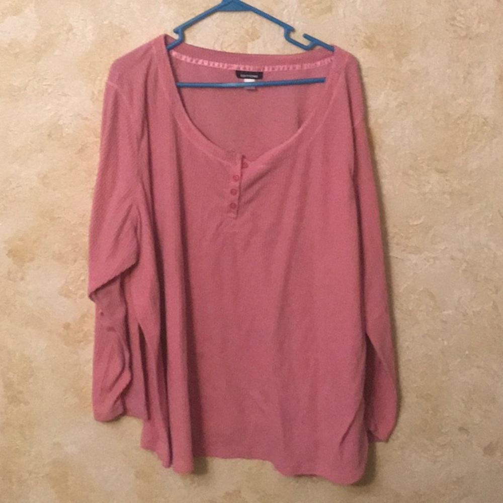 Plus size pink velour Henley top size 26/28.